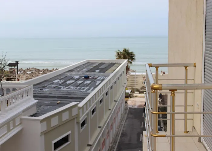 Seaspray Residence 718